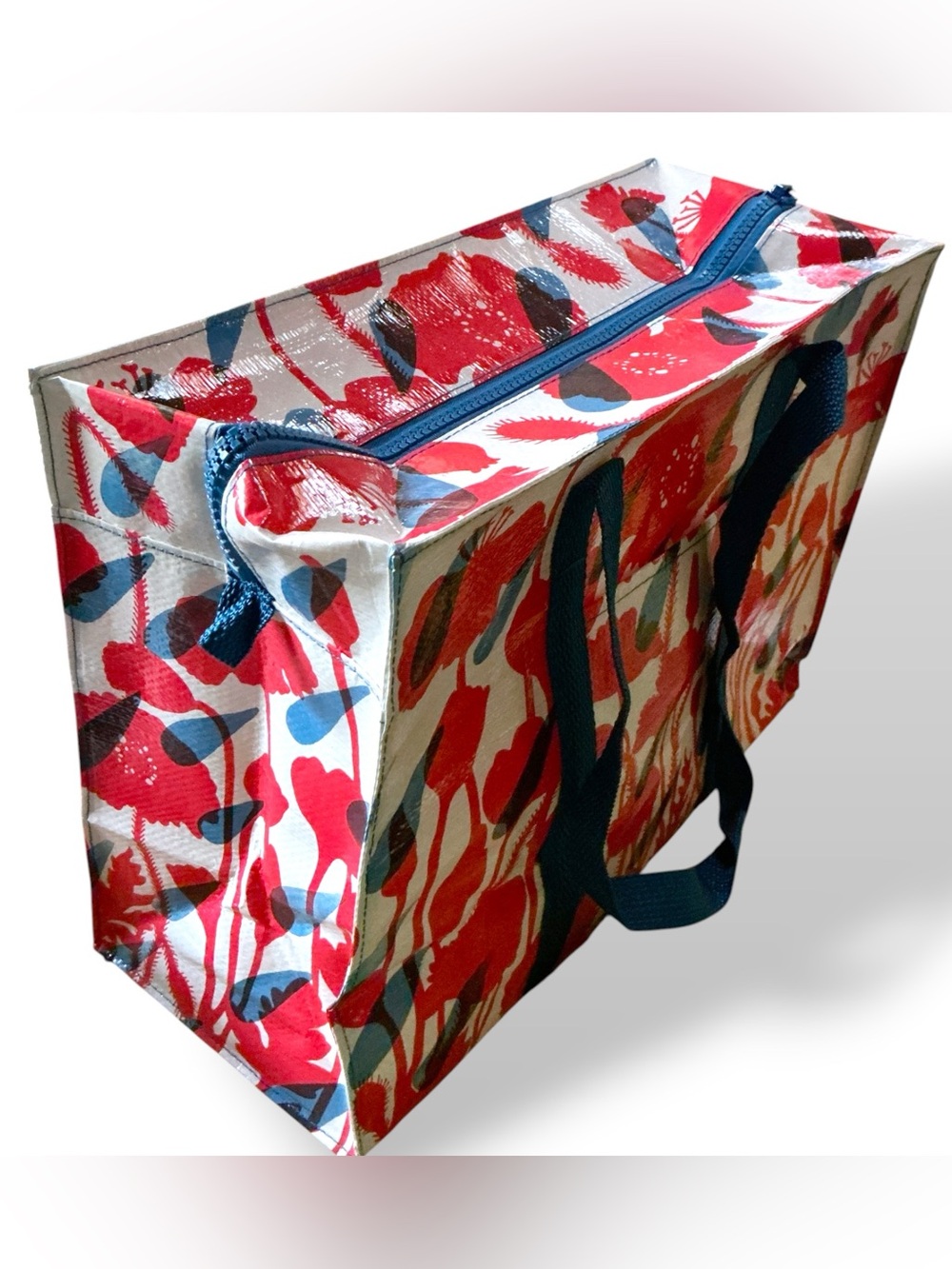 NWT Blue Q Huge Zipper Close Shoulder Tote Shopper Red Poppies Recycled Reusable